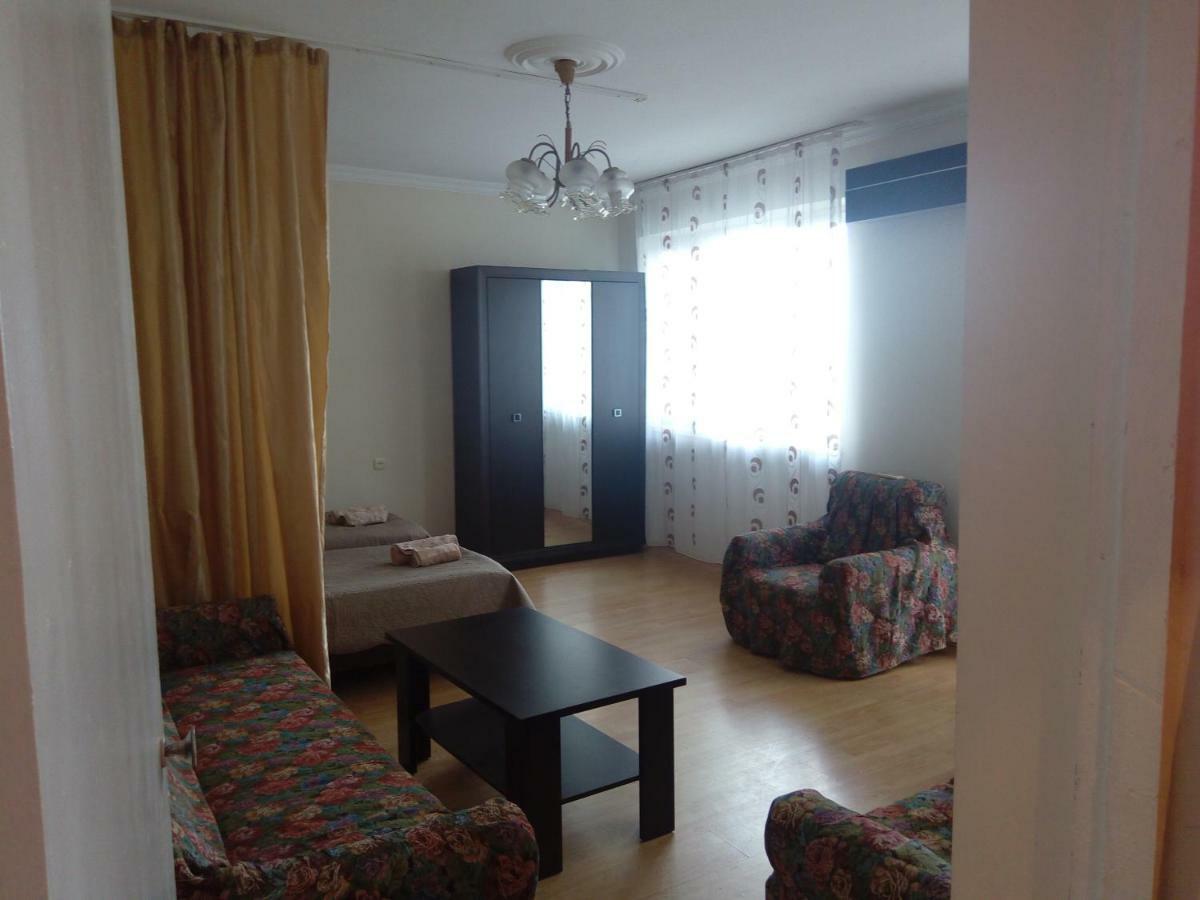 Apartment Khimshiashvili 9 Batoumi Extérieur photo